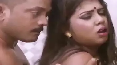 Indian - Beauty Fucks Him Standing