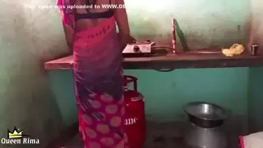 Sasur Ne Kari Bahu Ki Chudai Kitcten Me