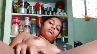 Desi Bhabhi nude video receod for lover