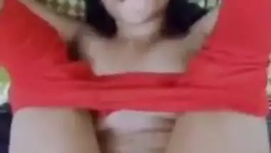 Desi virgin girl feels a big Indian dick in her pussy