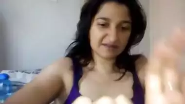 indian wife homemade blowjob