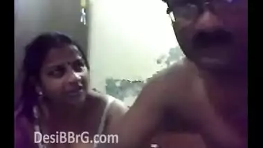 Desibbrg Com - Sex tube of desi chubby housewife with her hubby s friend indian sex video