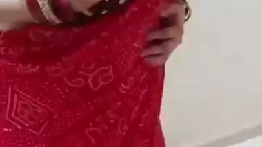 Chubby Bhabi Hot Sexy Clip