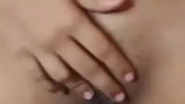 Paki Girl Fresh Pussy Captured