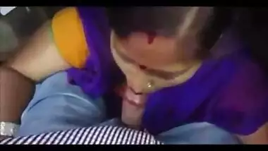 Desi maid aunty secret blowjob to office boss