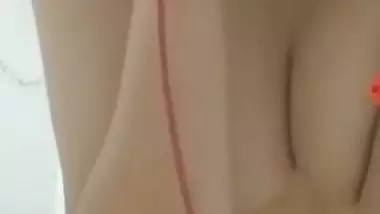Northeast girl topless viral video recording MMS