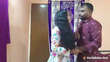 Bihari couple shoots their HD Indian sex video for money