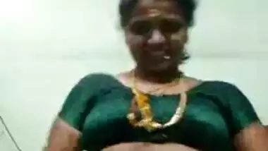 Tamil aunty nude selfie video for Tamil aunty lovers