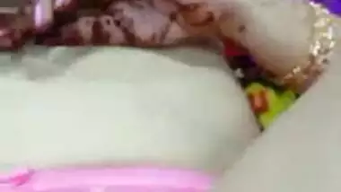 Sexy Indian wife Desi pink pussy play video