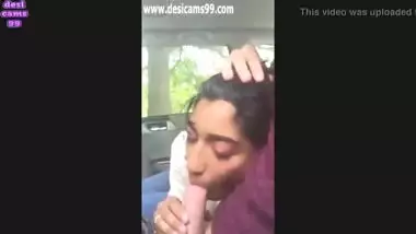 NRI Girl Sucking Penis In Car