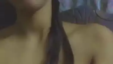 Desi Cute girl showing her boobs