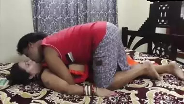 Kamwali Didi Ke Sath Chotu Shaheb Ka First Sex Experience