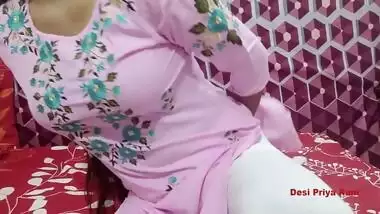 Meri Mausi Ki Beti Apni Chuchi Dikhai Hindi