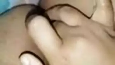 Big Booby Super Cute Sri Lankan Girl with Specs Leaked Videos Part 1