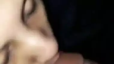 Cute Desi Girl Blowjob