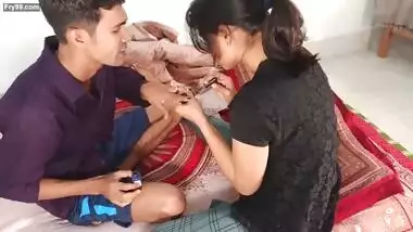 Sex with my girlfriend while we watch looney tunes indian sex video