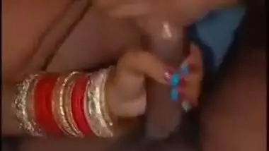 Newly-married Desi XXX wife sucking her husbands penis MMS