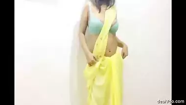 Sexy Bhabhi Blowjob and Fucking Part 1