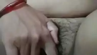 Nepali Bhabhi Showing Her Boobs and Pussy Part 2