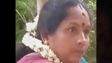 Village Naatukatai Sundari Aunty Amanakata Video