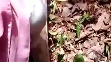 Teen pussy show outdoors video exposed