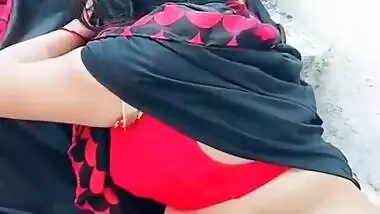 Desi Supr beauty Bhabi TTease