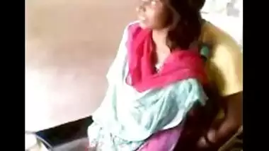 X Sex Hindevide - Desi sex scandal of village girl with shop owner indian sex video