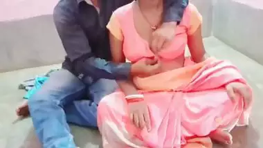 Indian Beautiful Muslim Girl Gets Ass Fucked By Tailor