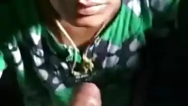 Hot Tamil Bhabhi’s Amazing Cock Sucking Session