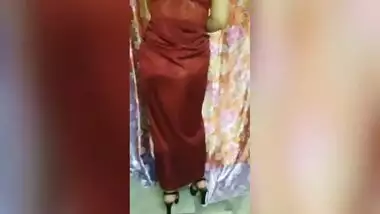 Indian Bong Desi Wishes you guys Happy New Year.