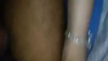 Desi aunty pussy fingered