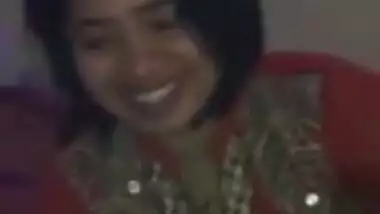 Sexy Paki girl with pot in Hindi Audio VENOM