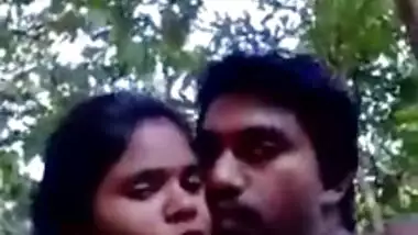 Boy films him kissing his Indian sex wife in such a XXX manner