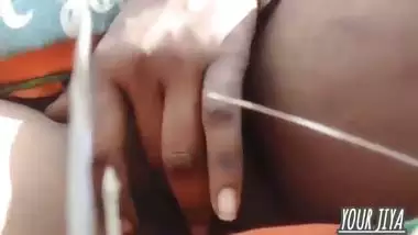Indian girl has sex with her boyfriend