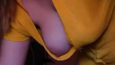 Mi grandes tetas naturales sin sujetador