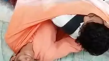 380px x 214px - Indian couple romance outdoor indian sex video