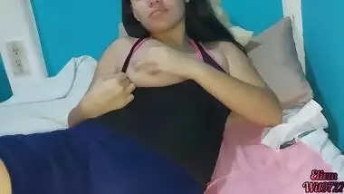 Colegiala Le Muestra A Su Novio Lo Que Se Va A Comer