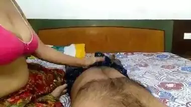 Bhabhi aur ghar ke naukar ke fuck masti ki Jaipur porn bf