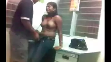 Saxxvdo - Bengaluru young girl doing office sex with boss for her promotion indian  sex video