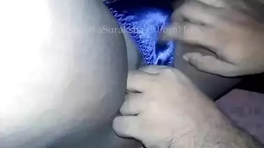 Sri lankan pussy licking and fingering දිවත් දාලා ඇගිල්ලත් දාලා අතත් දානවා