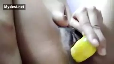 Desi sexy girl play with banana indian sex video