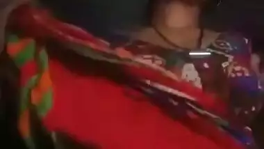Bhabi masturbating and talking on phone
