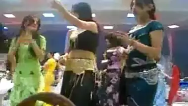 Latest bar dancer clip from mumbai