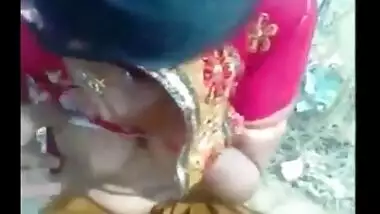 Indian porn sites presents Punjabi village girl outdoor sex with lover