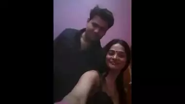 guy romance with sexy bhabi non nude video