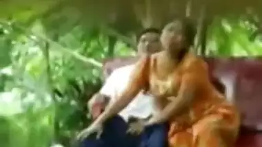 Desi bhabi outdoor free porn sex with neighbor.