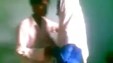 Desi bangla SSC students fuck in Class muslim suck doggy