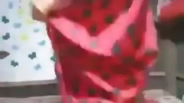 Desi Village Girl Showing Ass Update