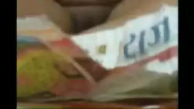 N.Indian Aunty taking BEER , expose her Pussy