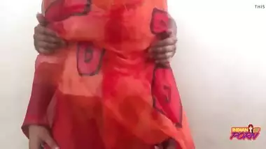 Indian Gf in saree fucked in dogystyle